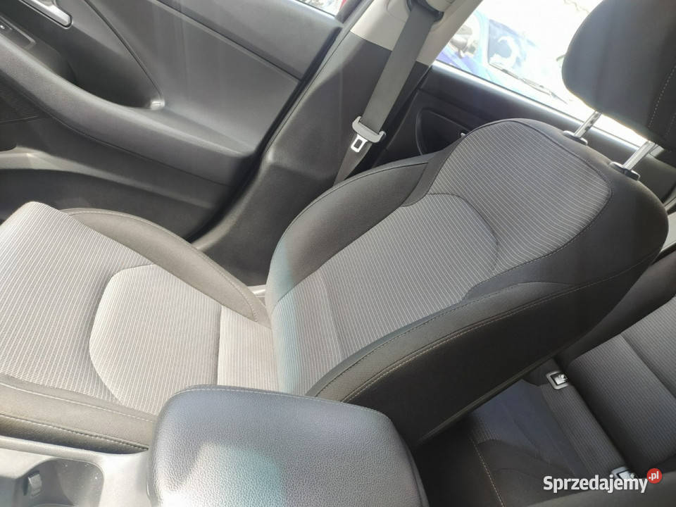Hyundai i30 16 CRDI 115 Salon Faktura Vat23 III asystent pasa ruchu Łódź