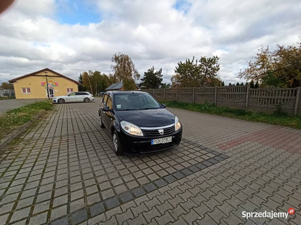 Sprzedam Dacie Sandero 2009r 14 mpi gaz Jeden wspomaganie kierownicy Gniezno