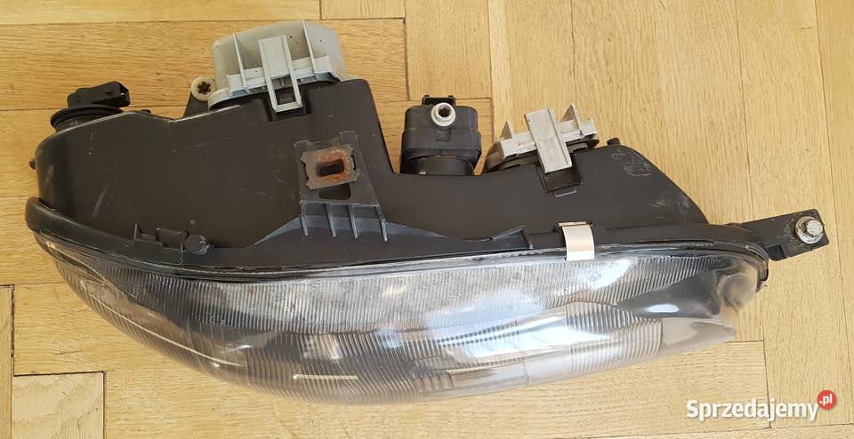 Lampa reflektor prawy przód Fiat TYC 203689 Legnica sprzedam