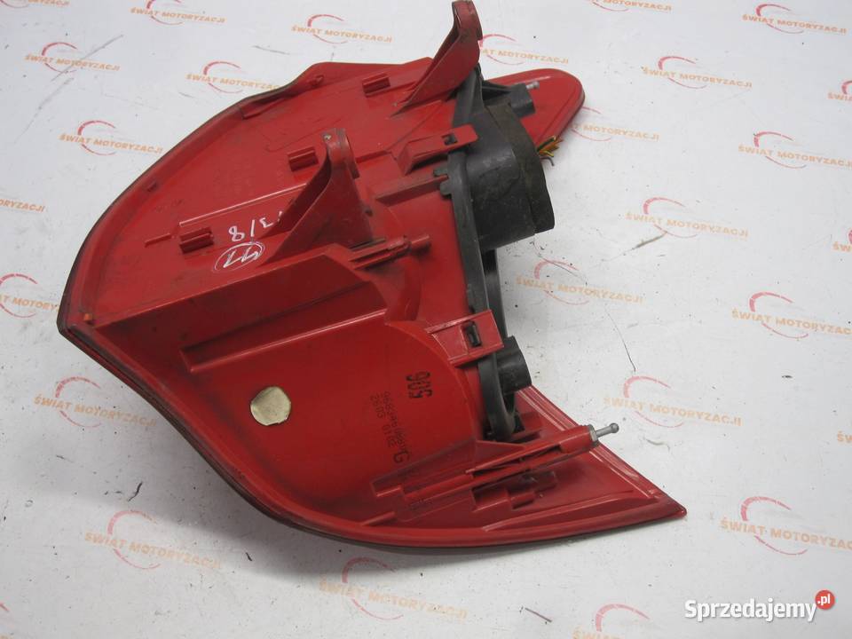 PEUGEOT 3008 lampa lewa tył 9683460880 świętokrzyskie Kielce