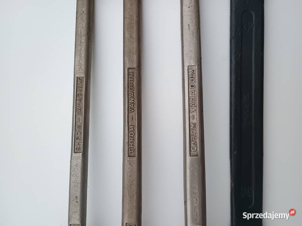 Klucze oczkowe Derby