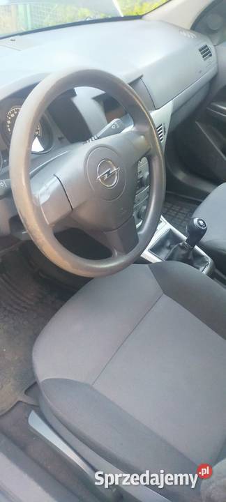Opel ASTRA 16 benzyna 2012 115 Astra