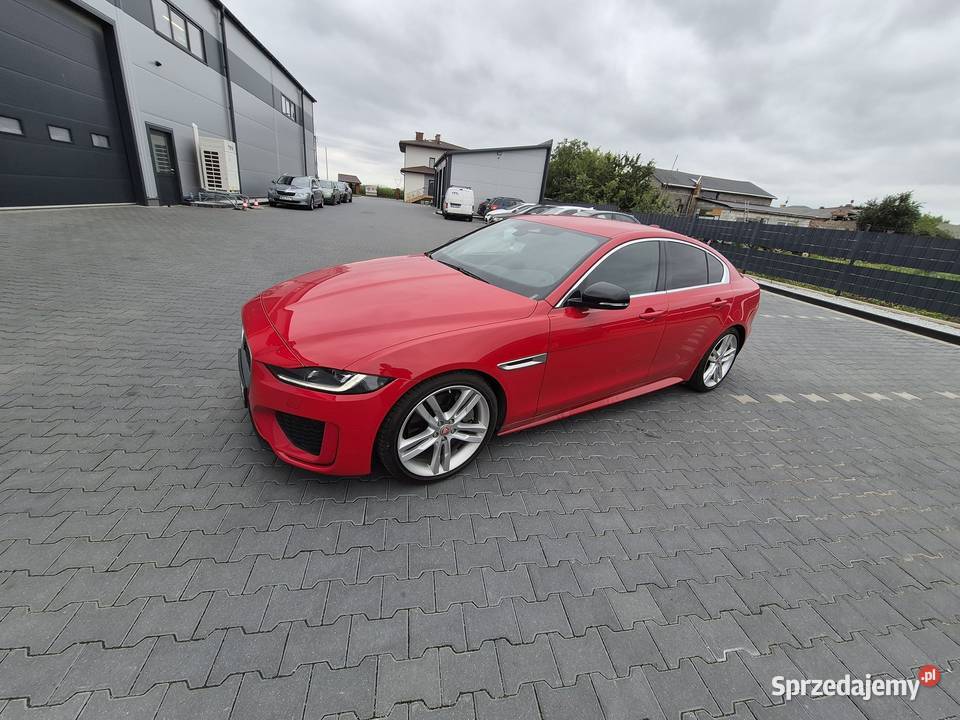 Syndyk sprzeda Jaguar XE 20P I4 250 RWD Auto XE Warszawa