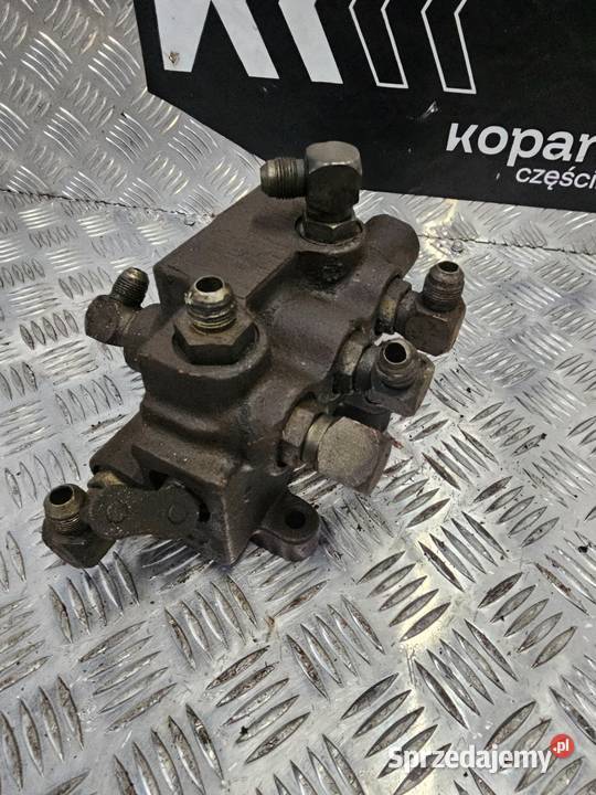 Zawór sekwencyjny Case siłownika obrotu 580 590 Układ hydrauliczny Gdynia