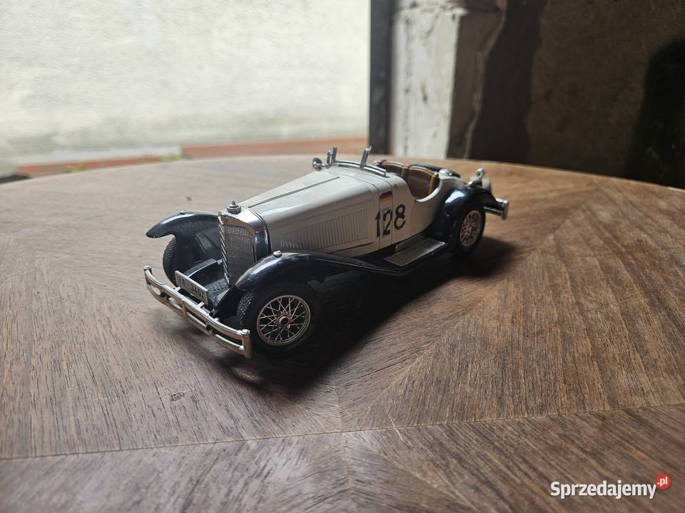 Model samochodu Mercedes cabrio
