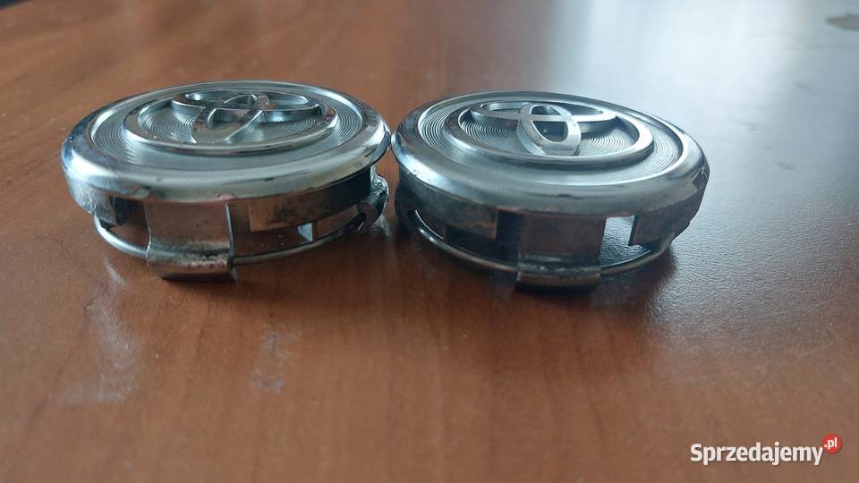 Dekielek TOYOTA 63 mm 42603AC020 2 sztuki Szczecin