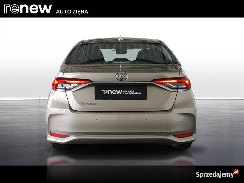 TOYOTA Corolla Sedan 15 Comfort 125 pakiet TECH isofix