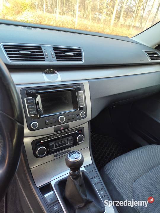Sprzedam VW passat B7 16 TDI lakier metallic Volkswagen Tarnowskie Góry sprzedam