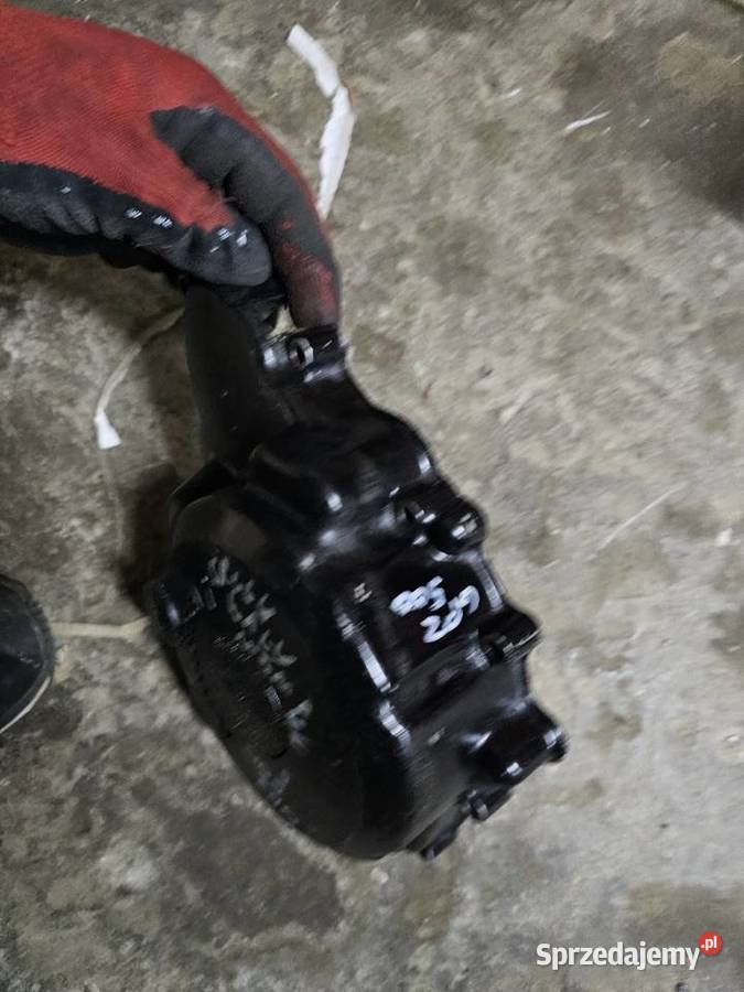 Kawasaki GPZ 500 dekiel pokrywa kapa lewa Jelenia Góra