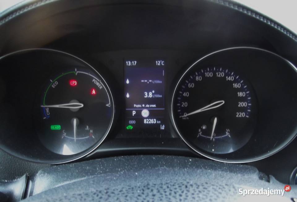 sprzedam Toyota CHR 18 hybryda Miastko