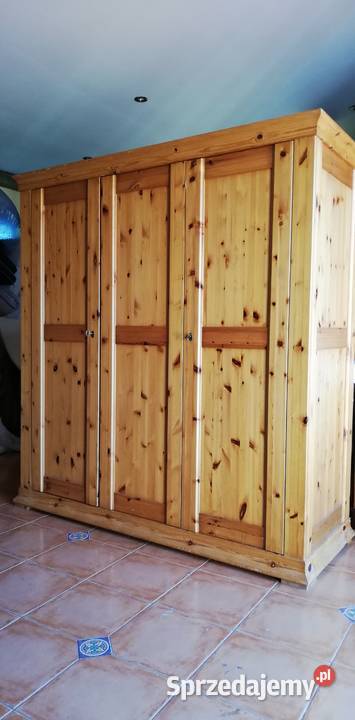 Szafa drewniana 3 drzwiowa bieliźniarka komoda Sulbiny sprzedam