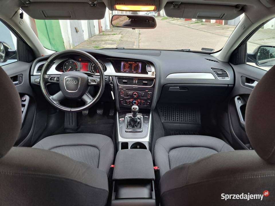 AUDI A4 B8 AVANT 20 TDI 143 MANUAL HAK ZADBANA ABS Lębork sprzedam