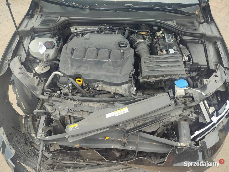 VW Golf VIII 20TDI 150 Automat Niemiec Pełen gniazdo SD Turek