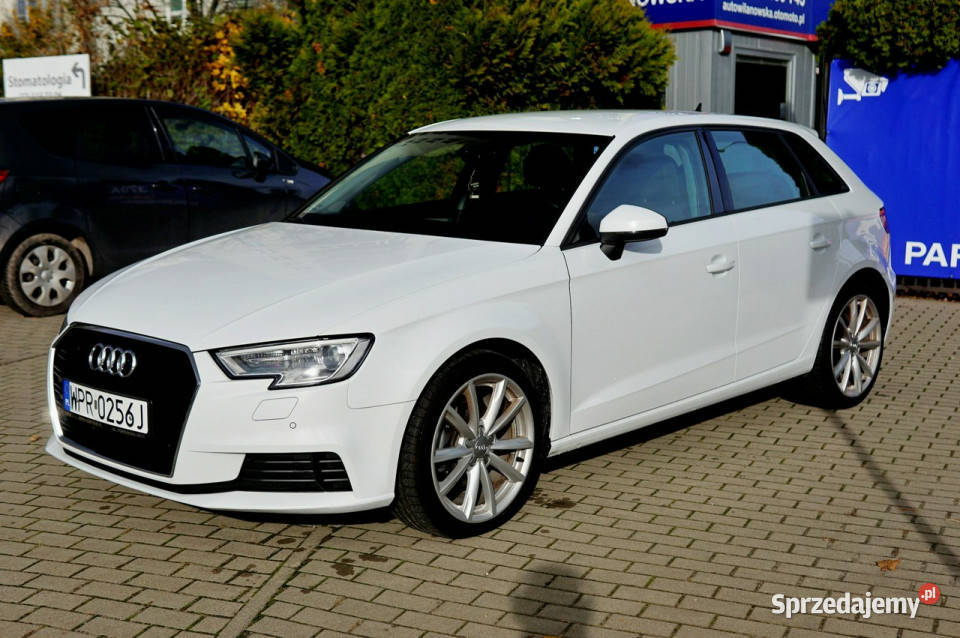 Audi A3 salon Polska bezwypadkowy 15 150 automat ASR (kontrola trakcji) A3