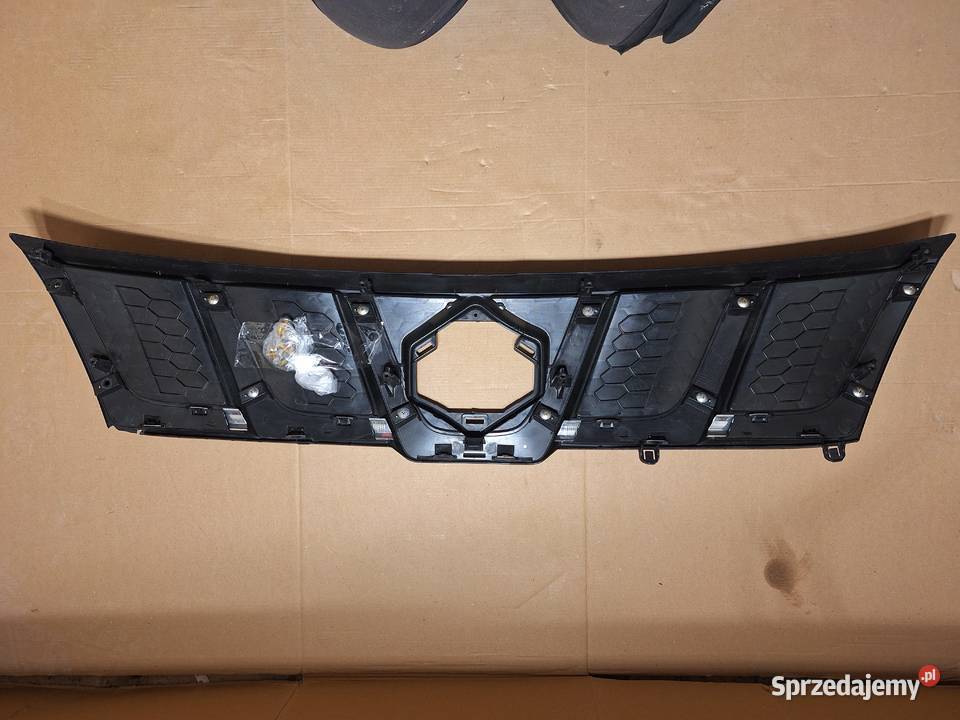Atrapa grill kratka SUZUKI VITARA III 20152024 osobowe