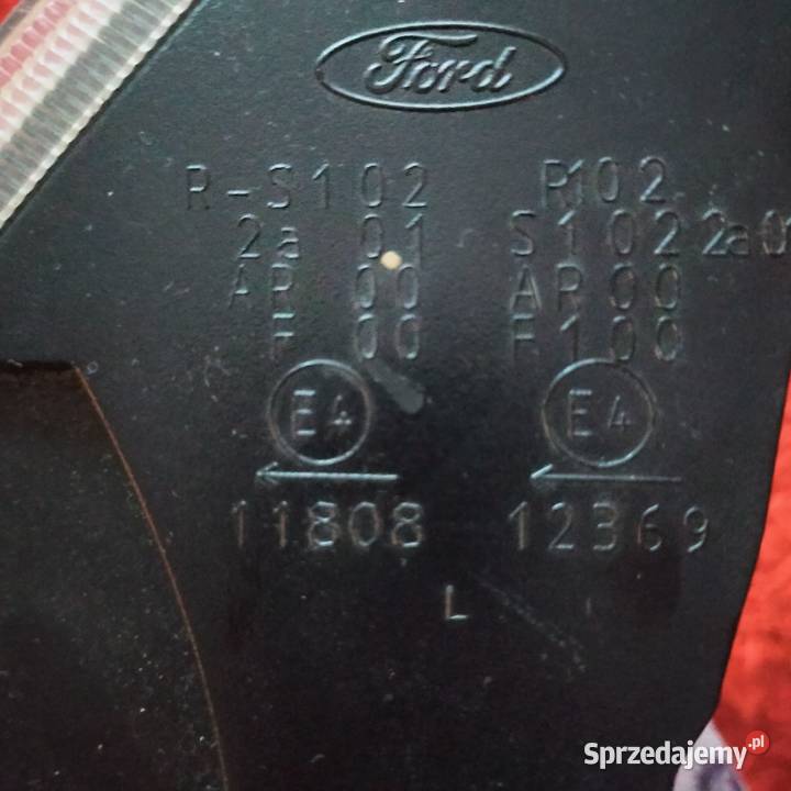 Lampa tylna lewa Ford Focus osobowe