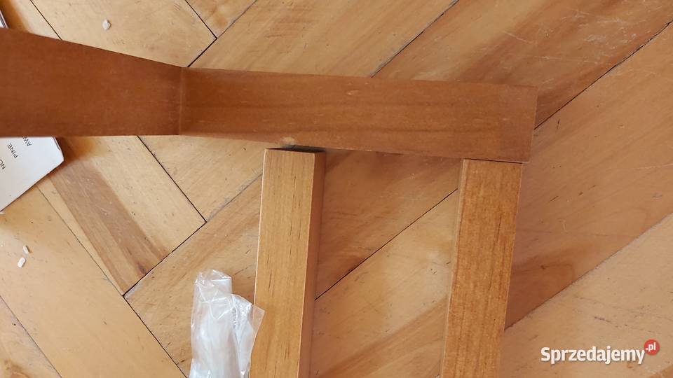 Wieszak ścienny z pięknego drewna Zgierz