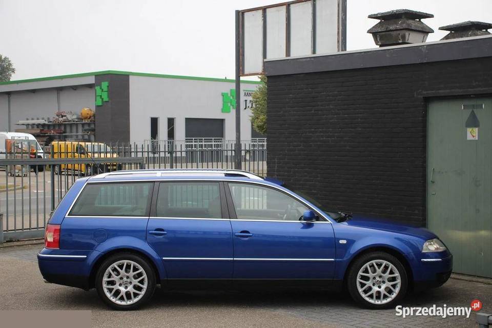 VW Passat 40 W8 4Mot Tiptr 275 2003r łódzkie