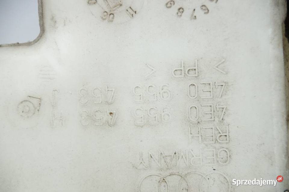 ZBIORNICZEK SPRYSKIWACZY AUDI A8 D3 LIFT