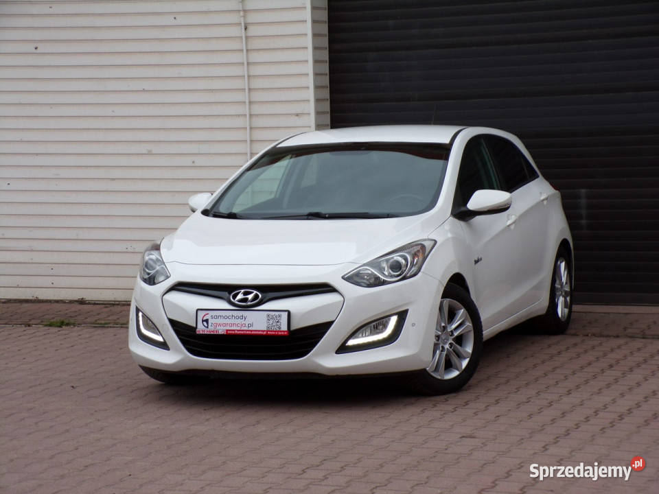 Hyundai i30 Kamera Led NAVI Klimatronic 16 135 sprzedam