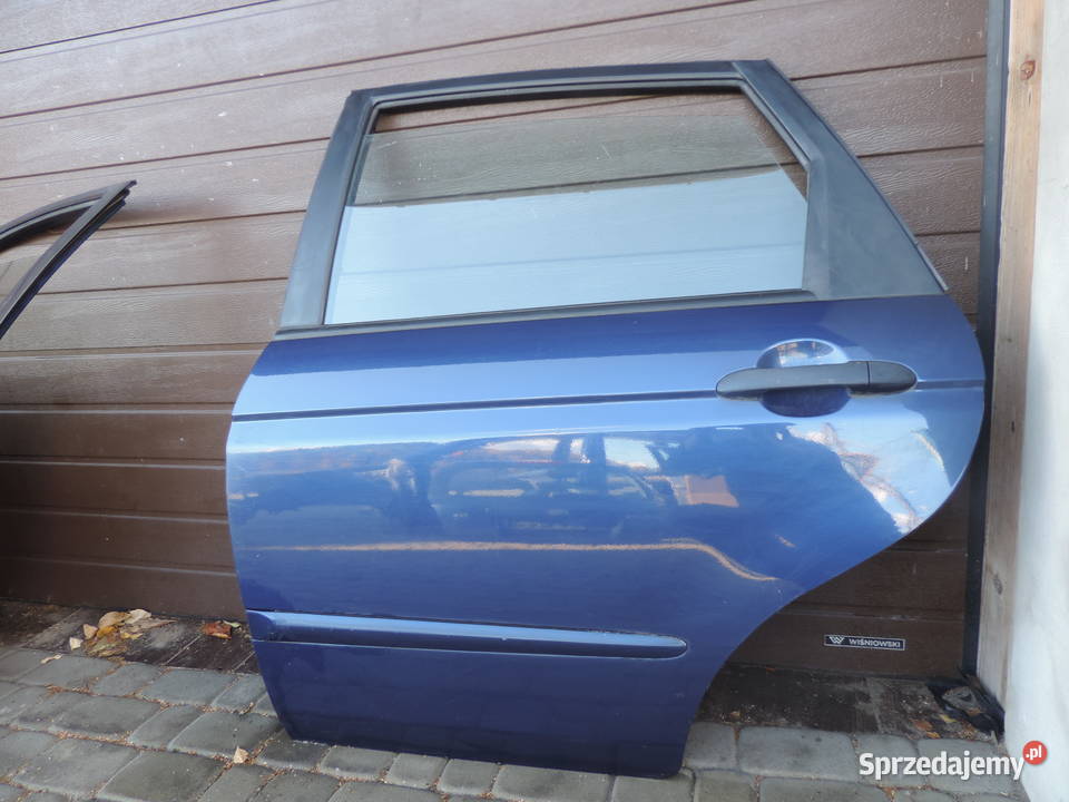 DRZWI LEWY TYŁ KIA CERATO HB KOLOR 1C Rok produkcji 2005 Karoseria Nowy Sącz