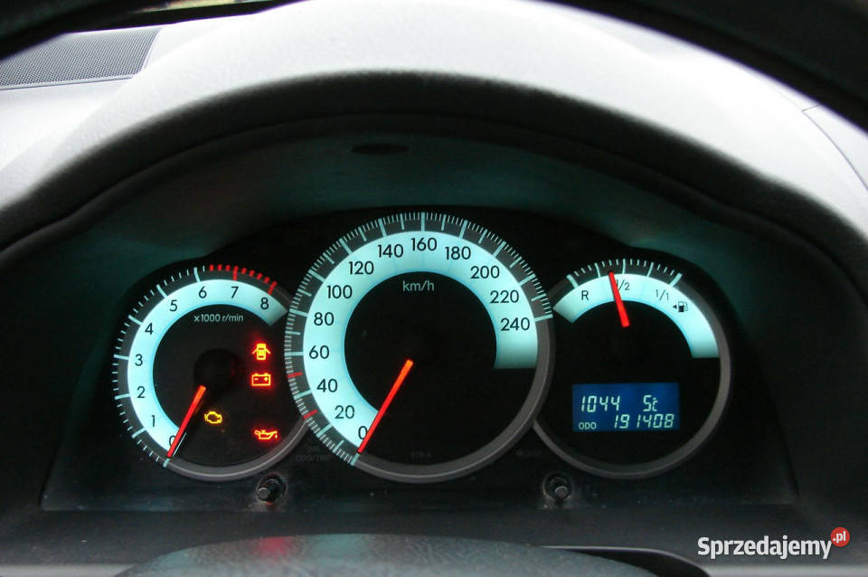 Toyota Corolla Verso Super stan Salon benzyna II ASR (kontrola trakcji) wielkopolskie Piła sprzedam
