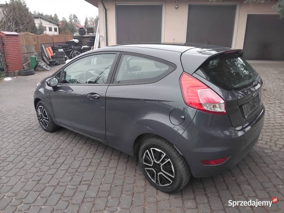 Ford Fiesta 125 benzyna 2014r opłacony z Niemiec serwisowany w ASO sprzedam