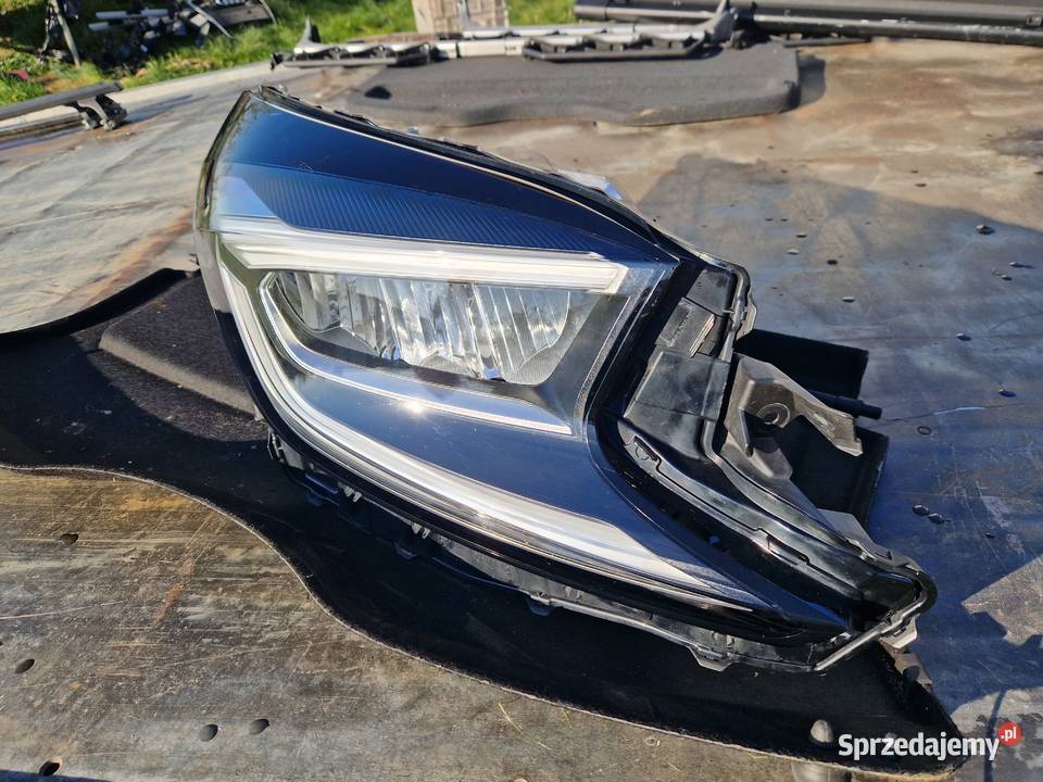 Toyota Aygo X reflektor FULL LED ORG EU Mielec