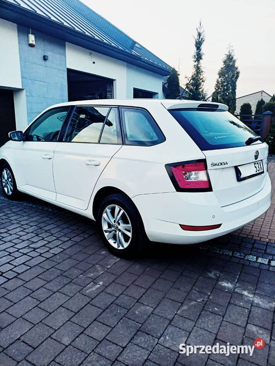 Skoda Fabia krajowy bezwypadkowy benzyna Škoda małopolskie Wolbrom