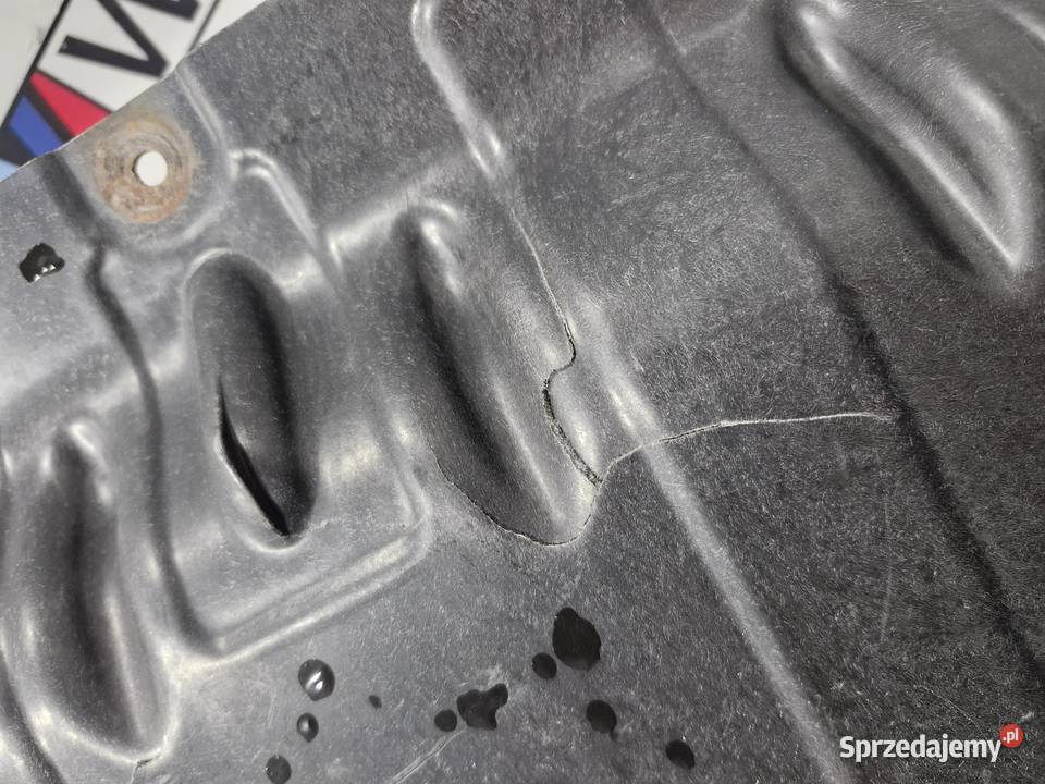 6850067 BMW F20 F21 F30 F31 F36 OSŁONA PŁYTA