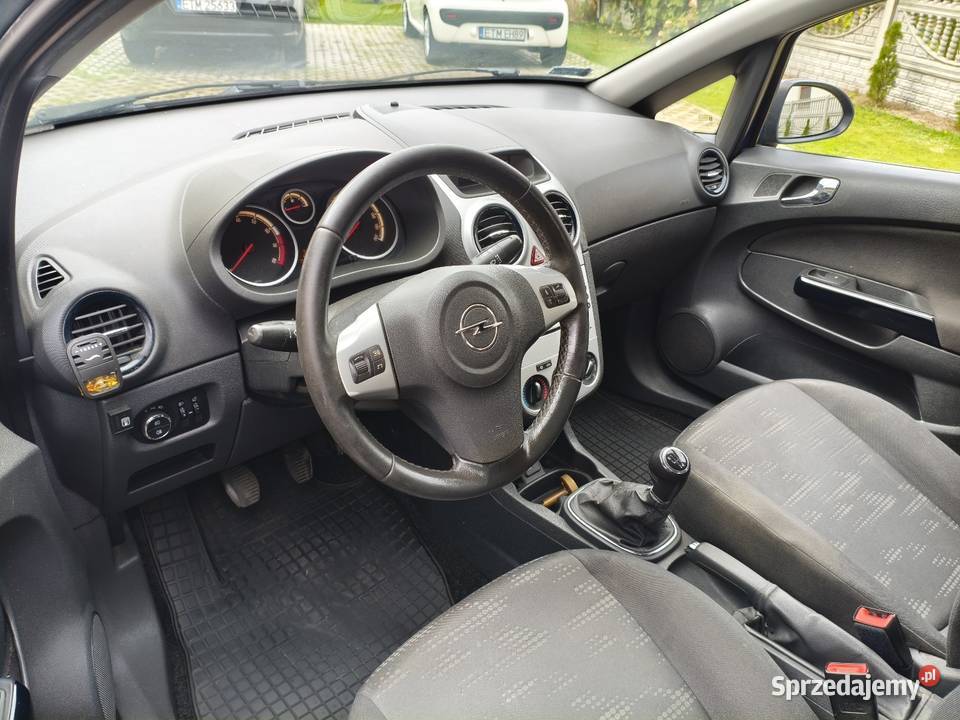 Opel Corsa 12 LPG 2011 Glinnik
