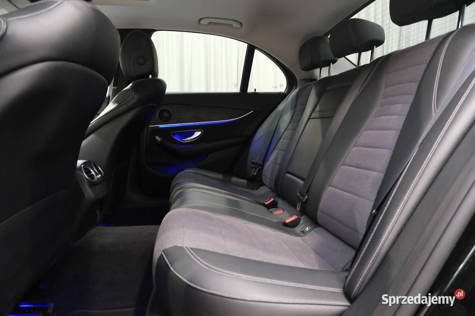 MERCEDESBENZ E350D 2017 298700 ccm 258 Klasa E mazowieckie