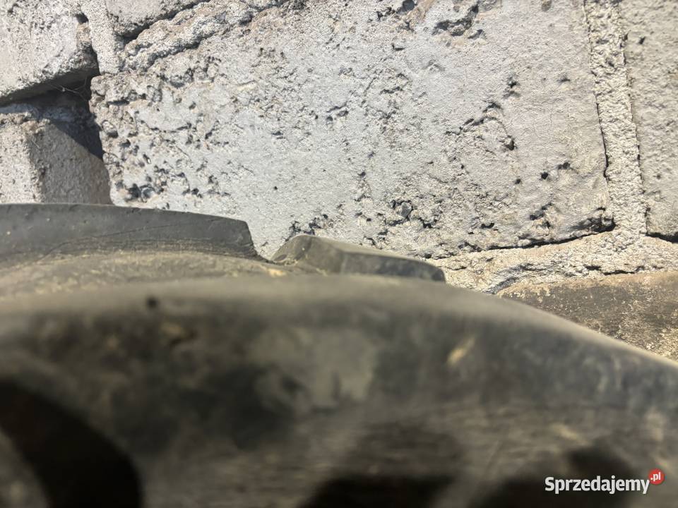 Sprzedam felgi do Mf 255 małopolskie Koźmice Małe sprzedam