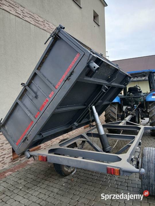 Sprzedam przyczepę jednoosiową Librantowa