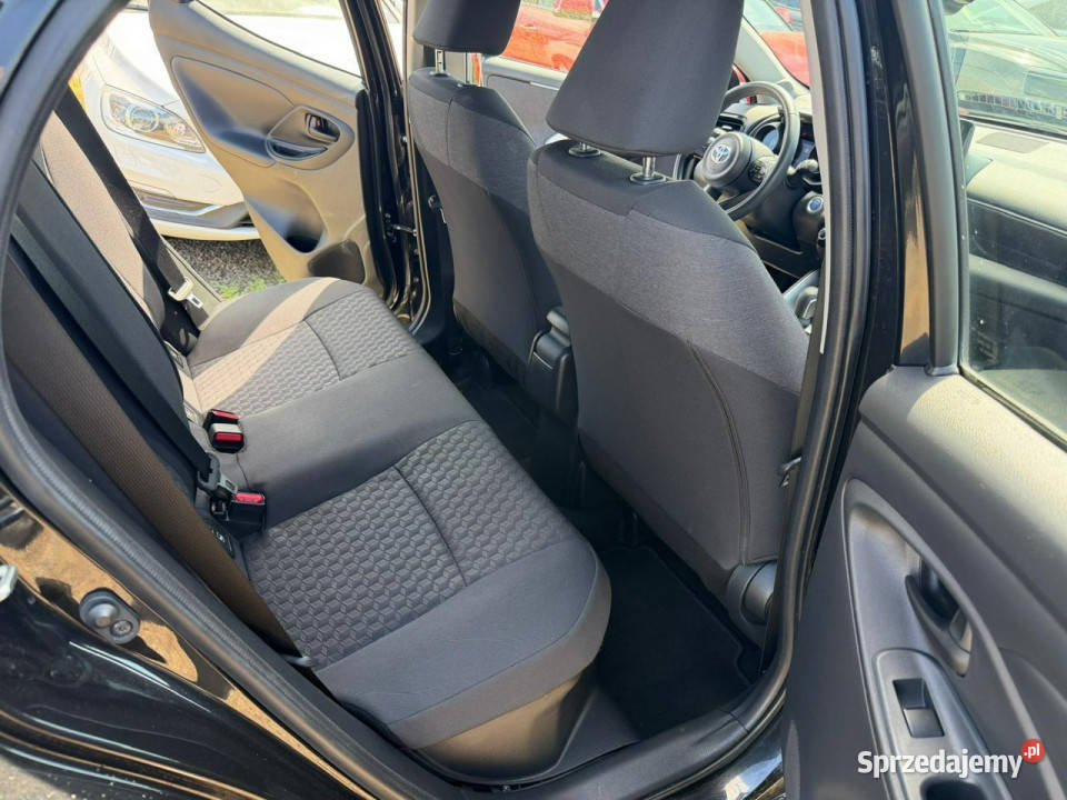 Toyota Yaris hybryda automat kamera gwarancja IV bluetooth Yaris