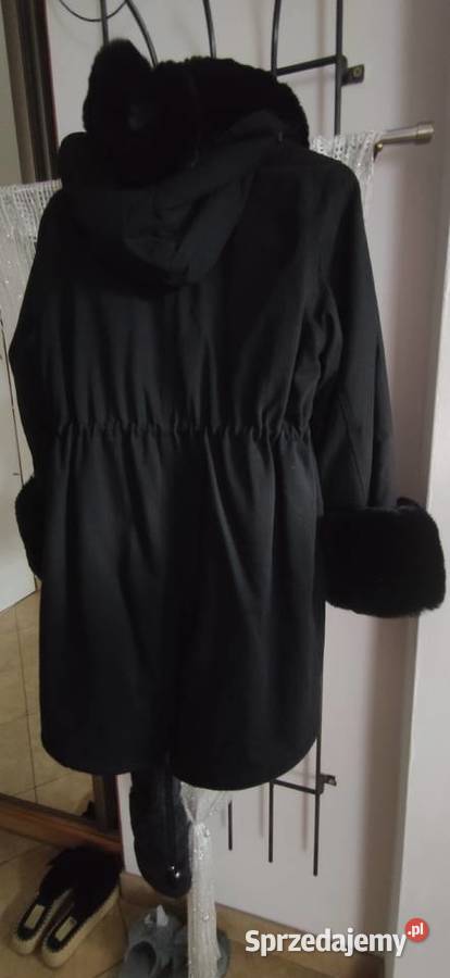 Parka czarna z futerkiem Jelenia Góra