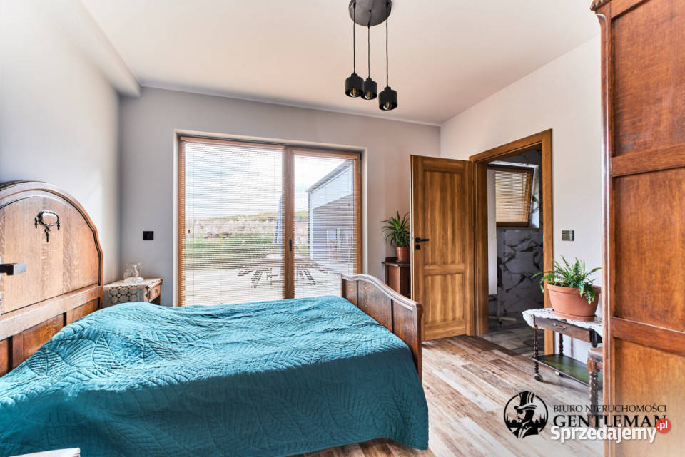 sprzedaży domu wolnostojącego Kostkowo 250m2