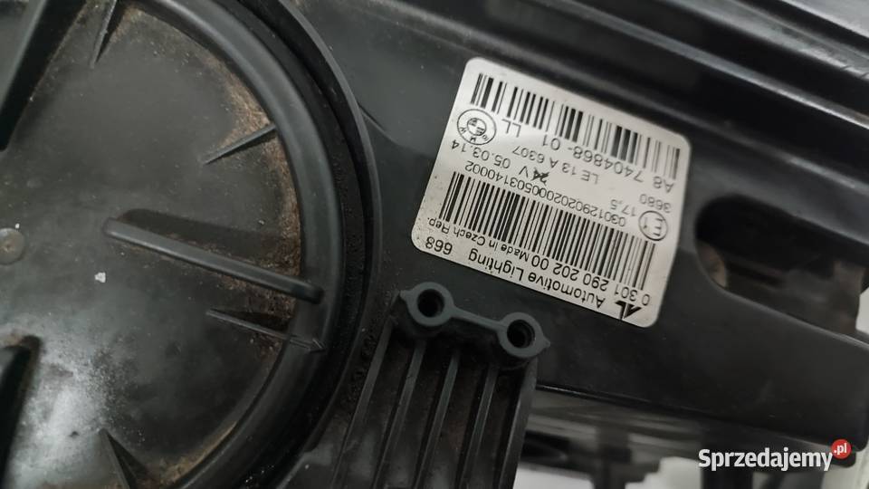 BMW 2 F45 F46 Active Tourer Lampa lewa prawa