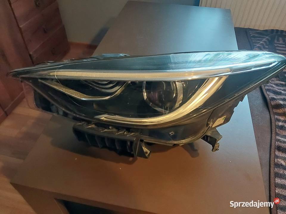 Lampa lewa reflektor Infinity q30