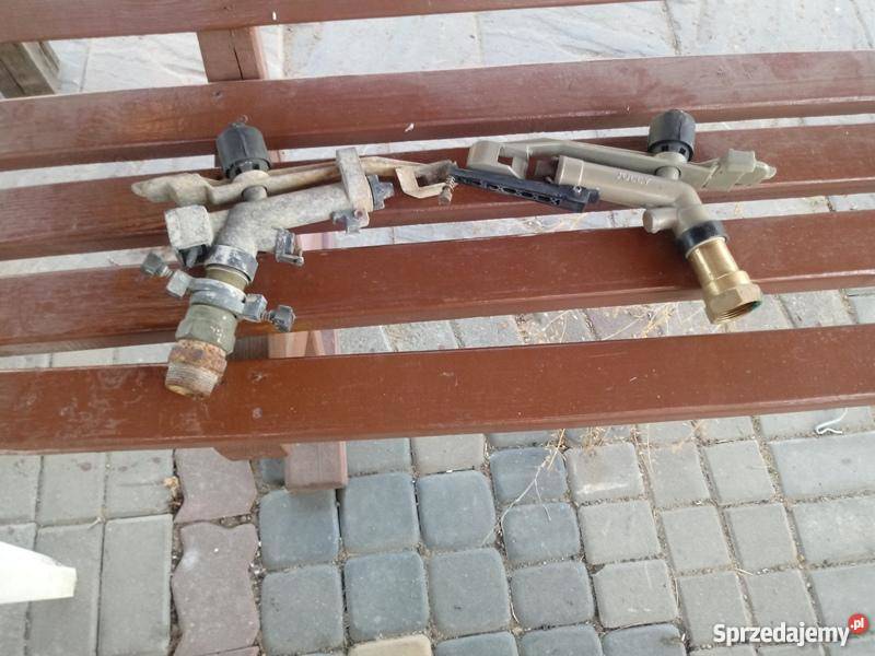 DeszczownieMaszyna do formowania zagonów Trzemeszno
