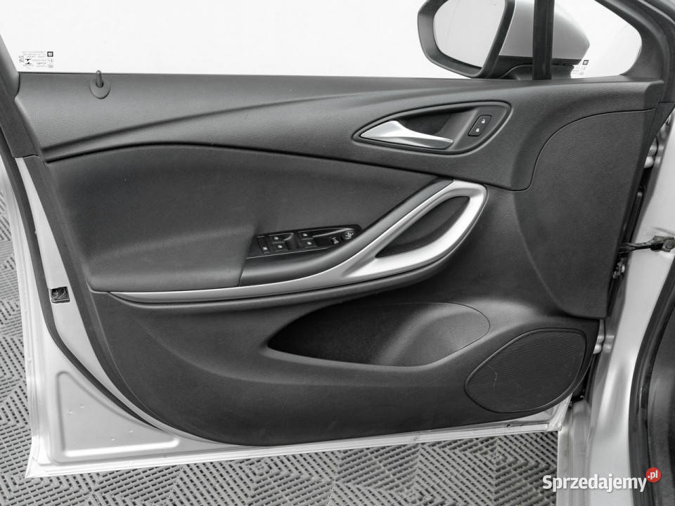 Opel Astra WD1178V12 T Edition Podgrzf I kier Rok produkcji 2020 Pępowo sprzedam