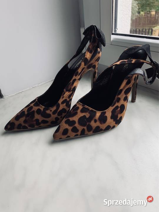 Półbuty na obcasie panterka 36 deezee podkarpackie