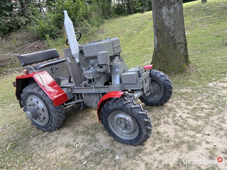 Ciągnik sam Andoria s15 z podnośnikiem Pozostałe sprzedam