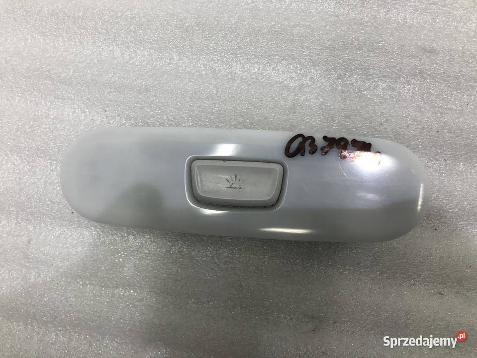 LAMPKA PODSUFITKI AUDI A5 8T 0716 8T0947111 osobowe