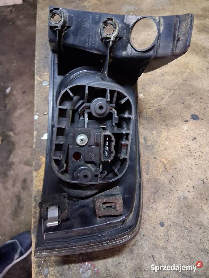 Lampa lewa tylna seat Ibiza 3 Bliżyn