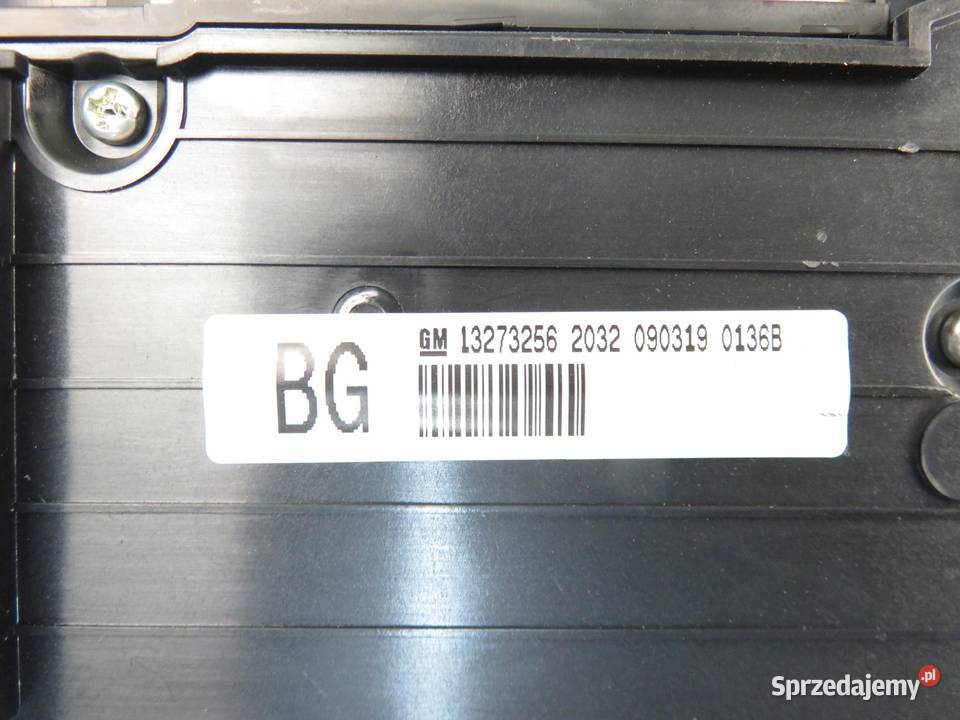 RADIO OPEL INSIGNIA A 13326453 13273256 Radioodtwarzacze sprzedam