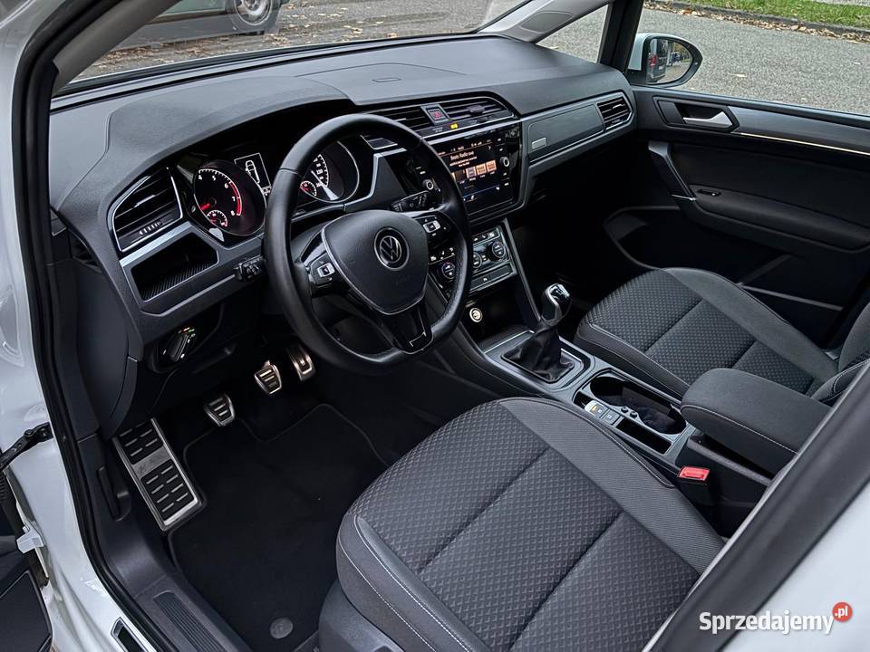 Volkswagen Touran mały przebieg śląskie Wodzisław Śląski sprzedam