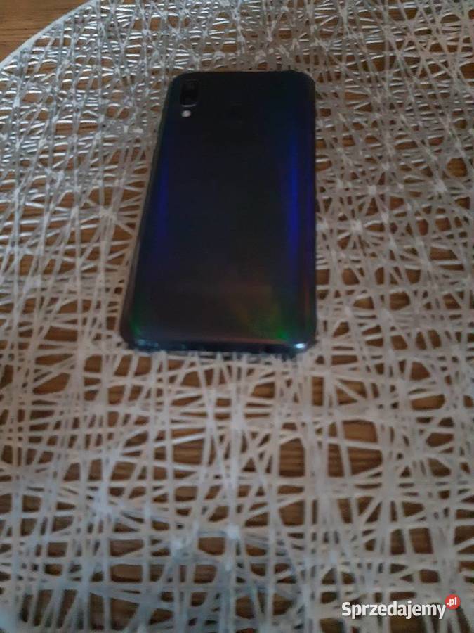 Sprzedam samsunga A 40 sprzedam