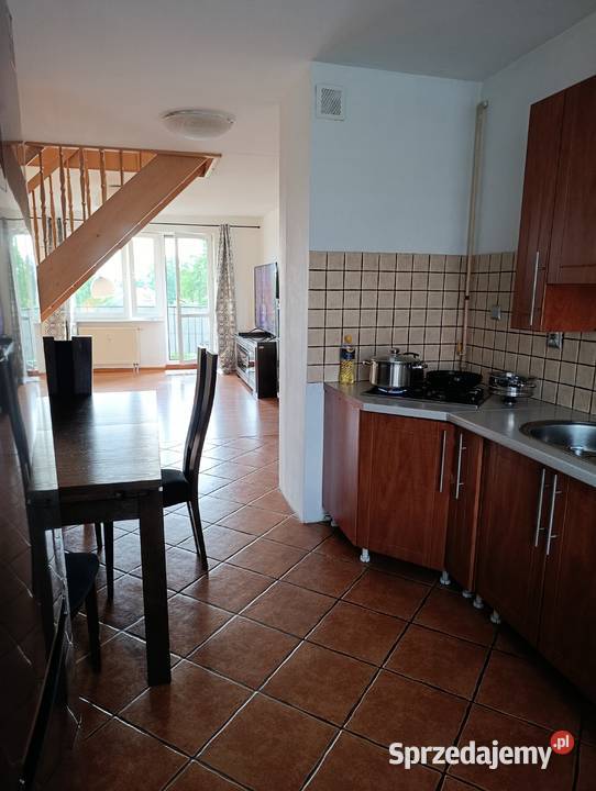 Dwupoziomowe mieszkanie 90 mkw