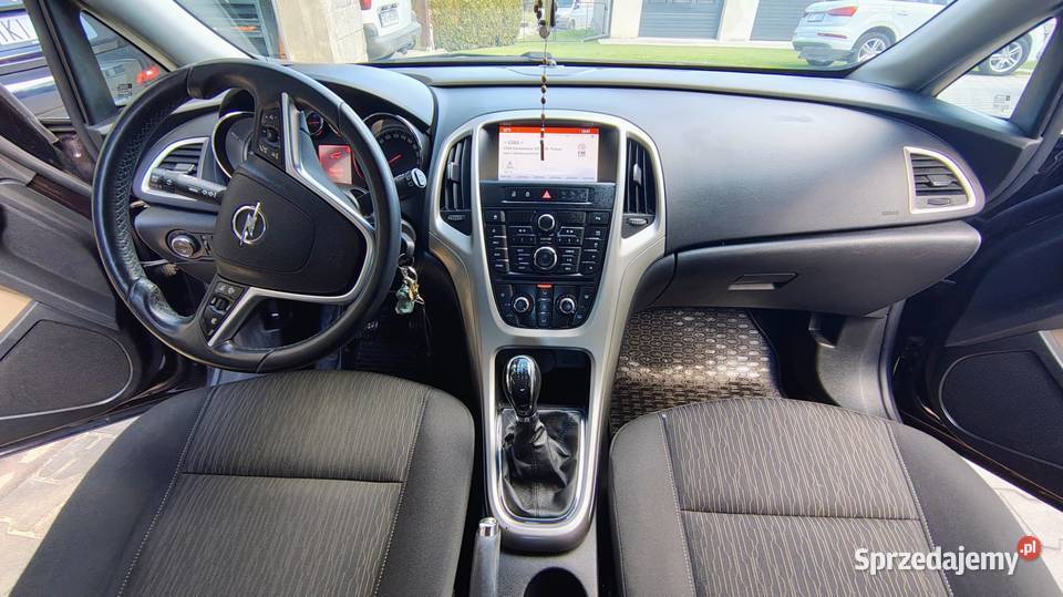 OPEL ASTRA J 2014R 17 CDTI Masłów Pierwszy